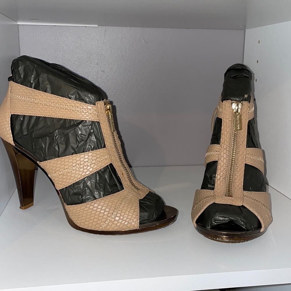 Michael Kors zipper heels size 9.5